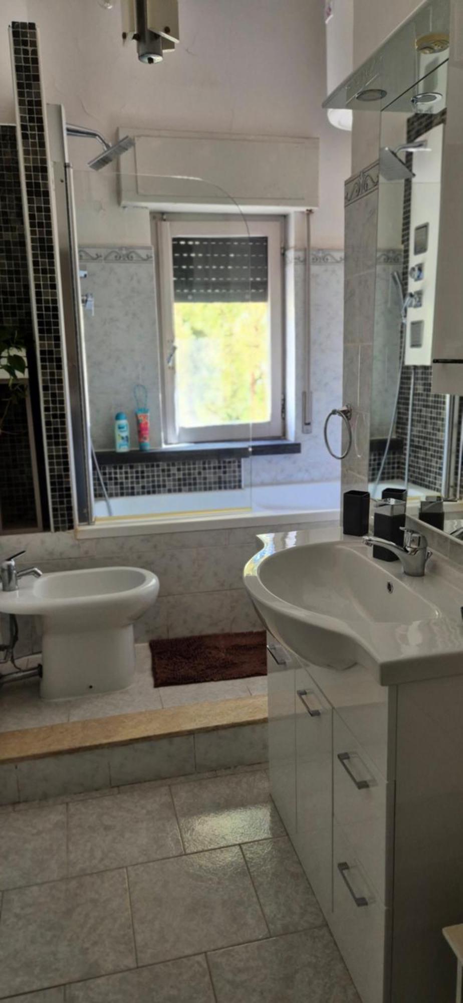 Piero'S Apartment Карбония Экстерьер фото
